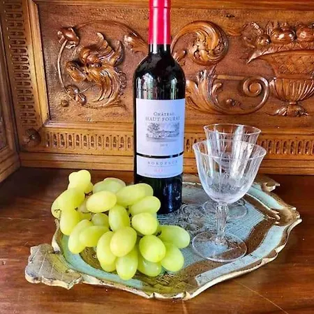 Pevoni - 1 Bed With Stunning Tuscan Views 아파트